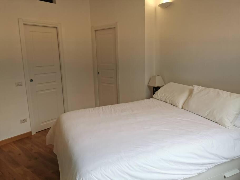 Luxury Apartment - Porta Venezia Милано Екстериор снимка